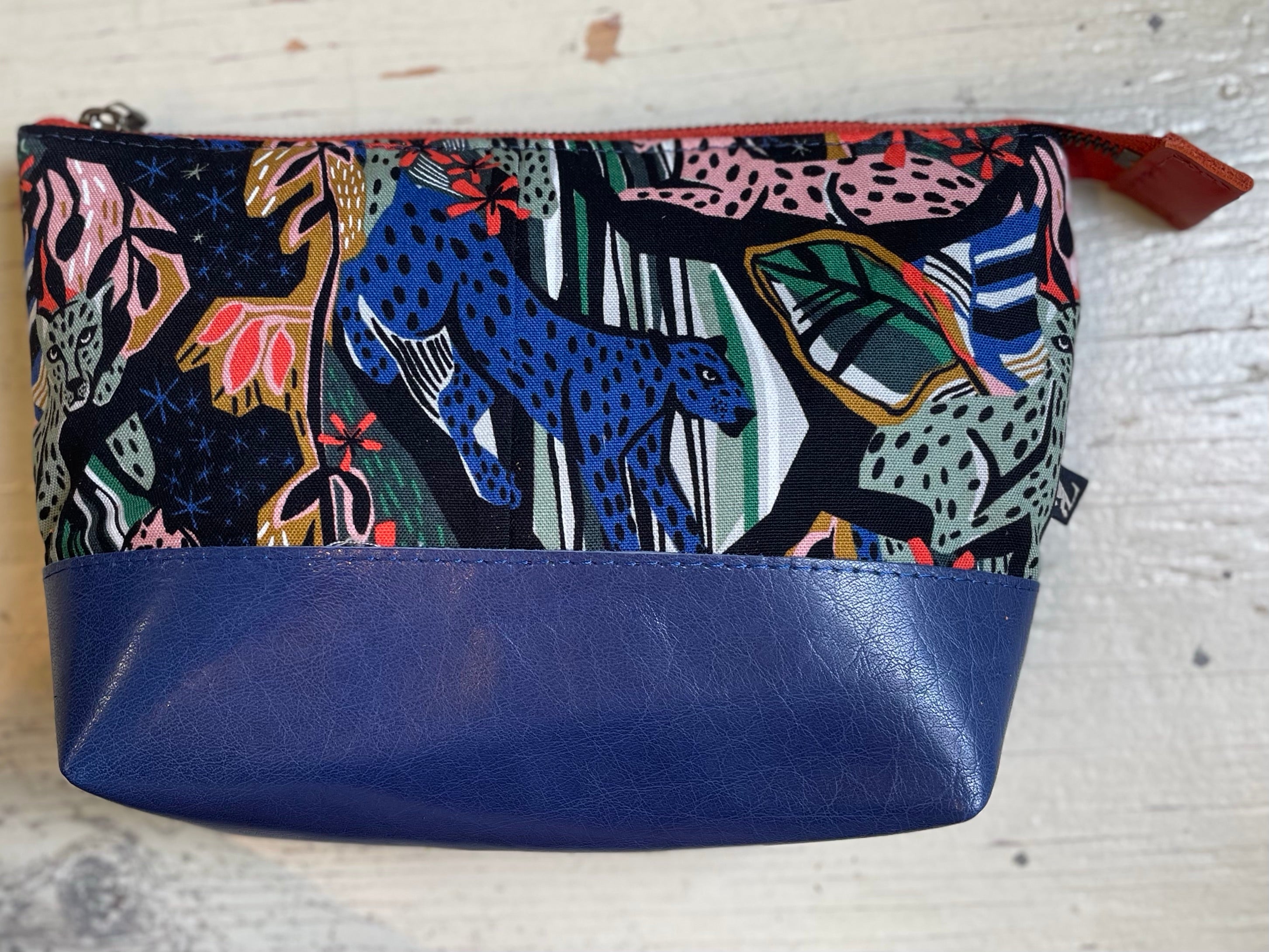 La Trousse - Retailles de tissu et cuir recyclé / Guēpards - KAZAK