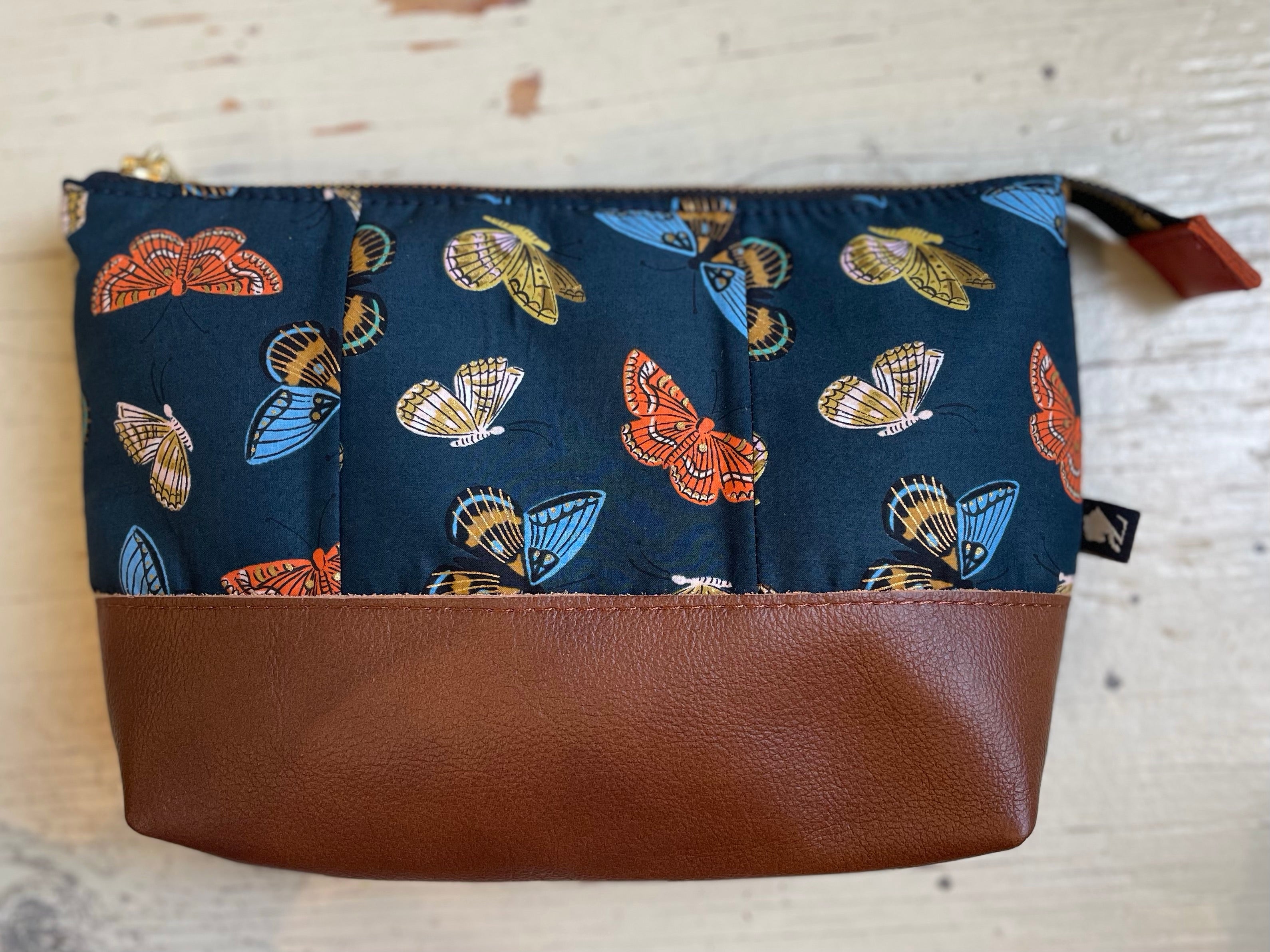 La Trousse - Retailles de tissu et cuir recyclé / Papillons - KAZAK