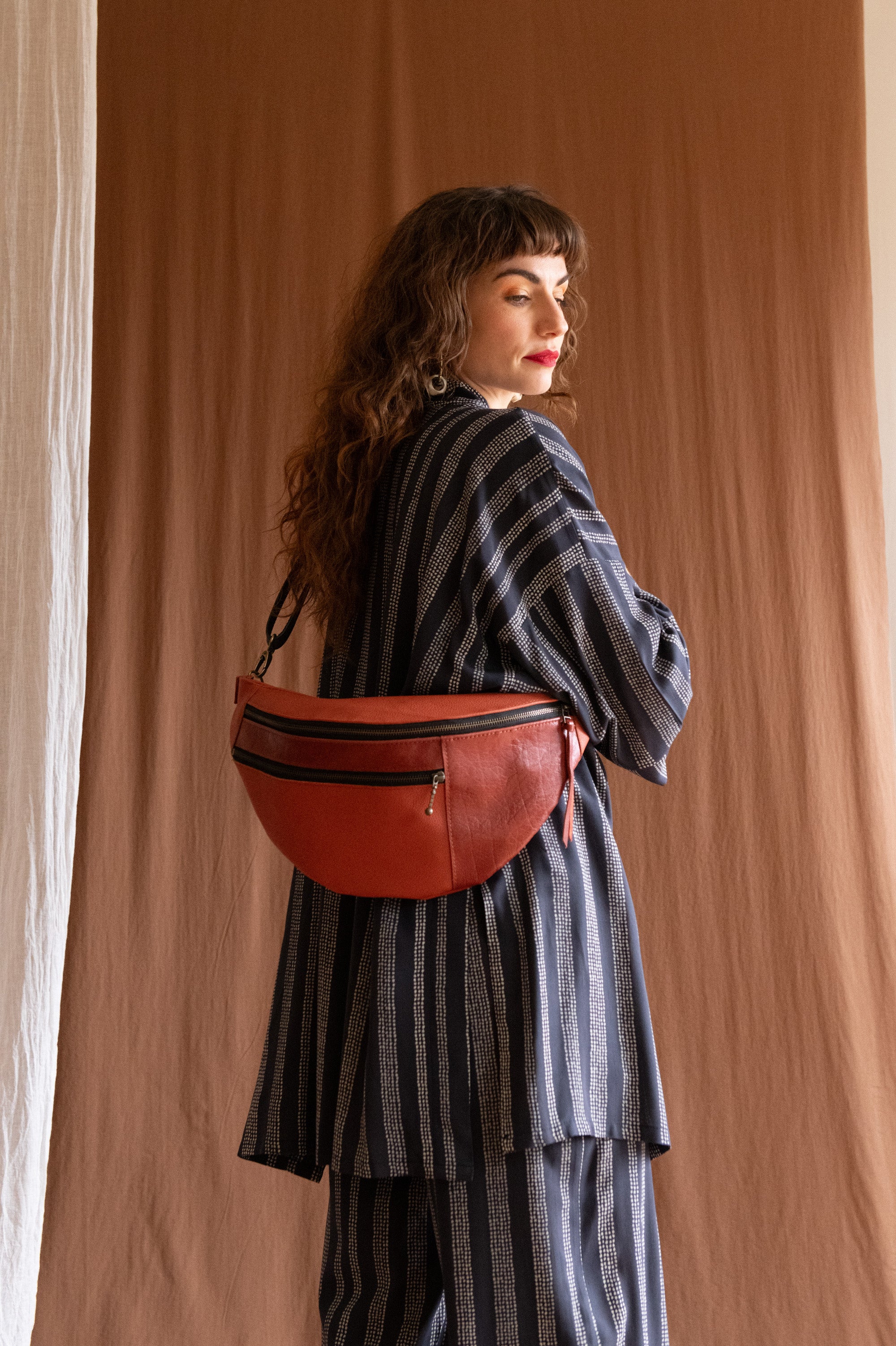 Sac Pinacle banane / bandoulière cuir et suède Cayenne