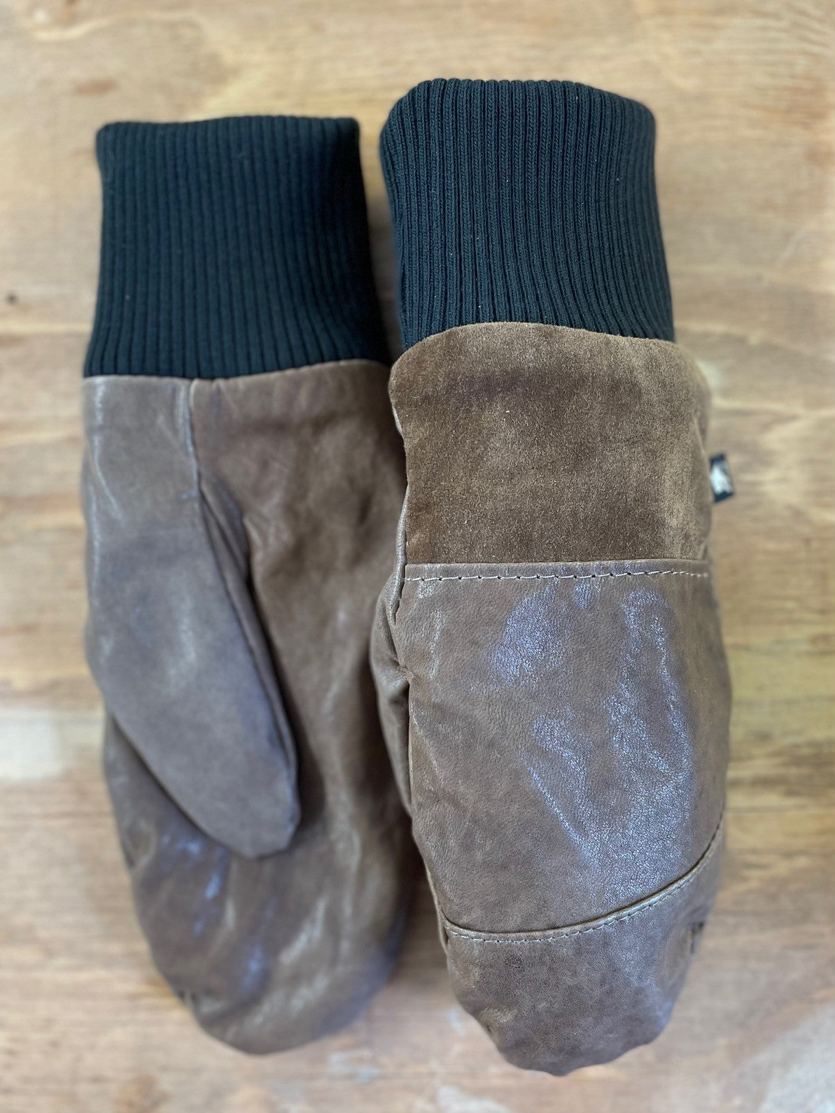 Mitaines Lhasa Érable / cuir recyclé - KAZAK -