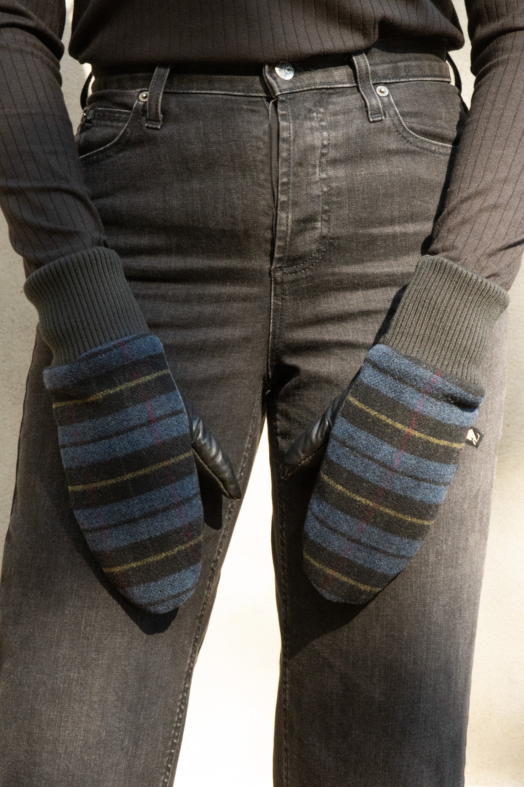Mitaine Tricot Plaid bleu cuir recyclé - KAZAK