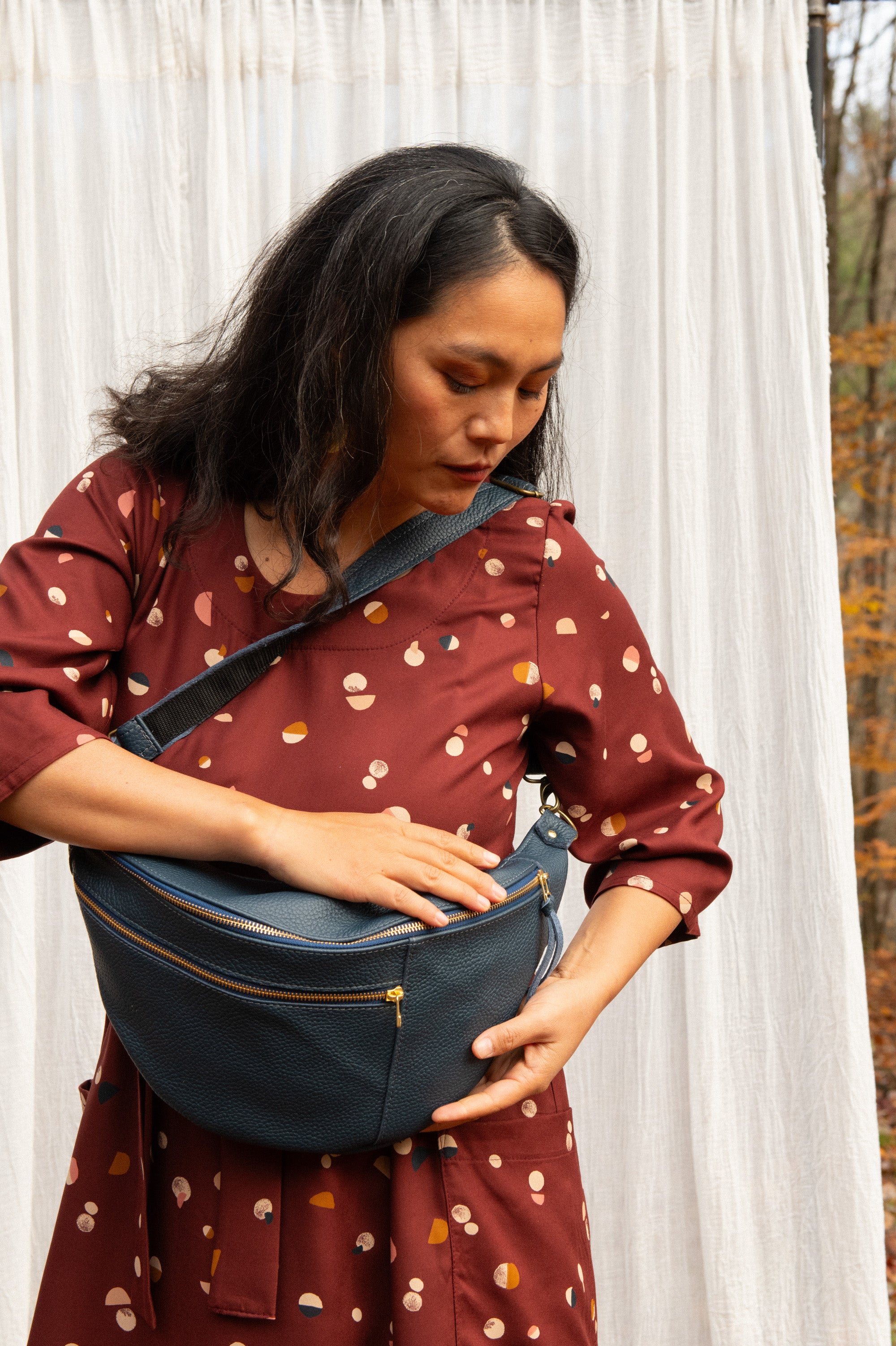 Sac Pinacle banane / bandoulière cuir Marine recyclé