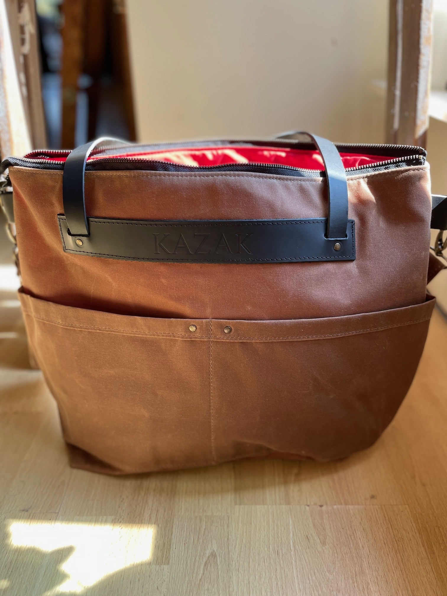 Grand tote bag Cavalcade - Canevas ciré Sepia - mélange cuir recyclé et tannage végétal - KAZAK -