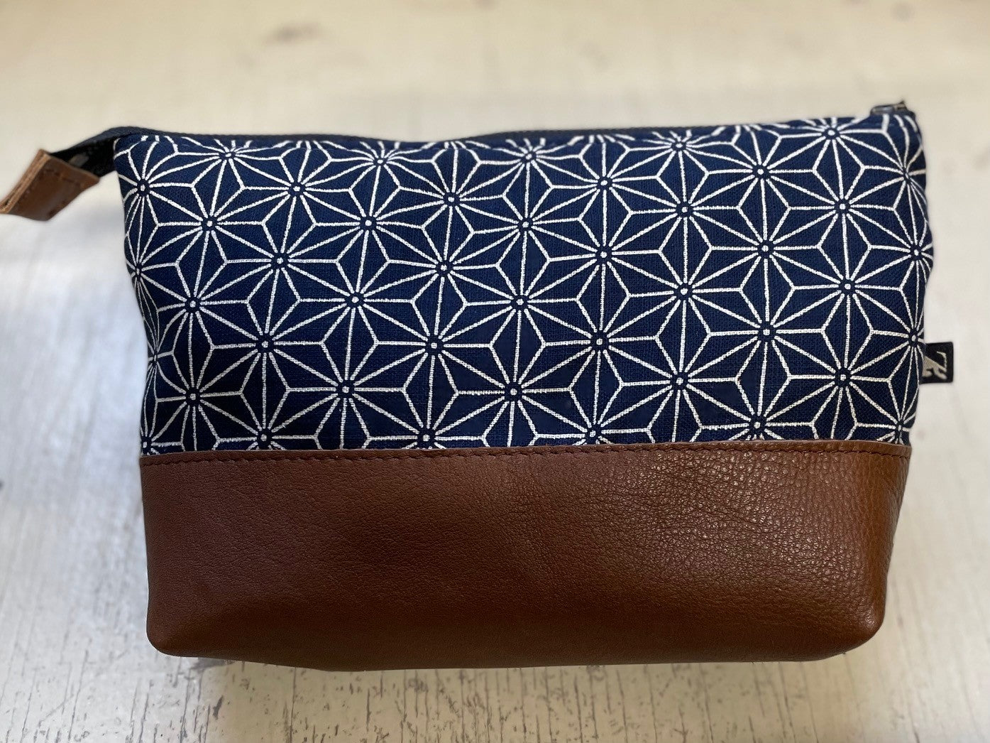 La Trousse - Retailles de tissu et cuir recyclé / Tissus japonais - KAZAK -