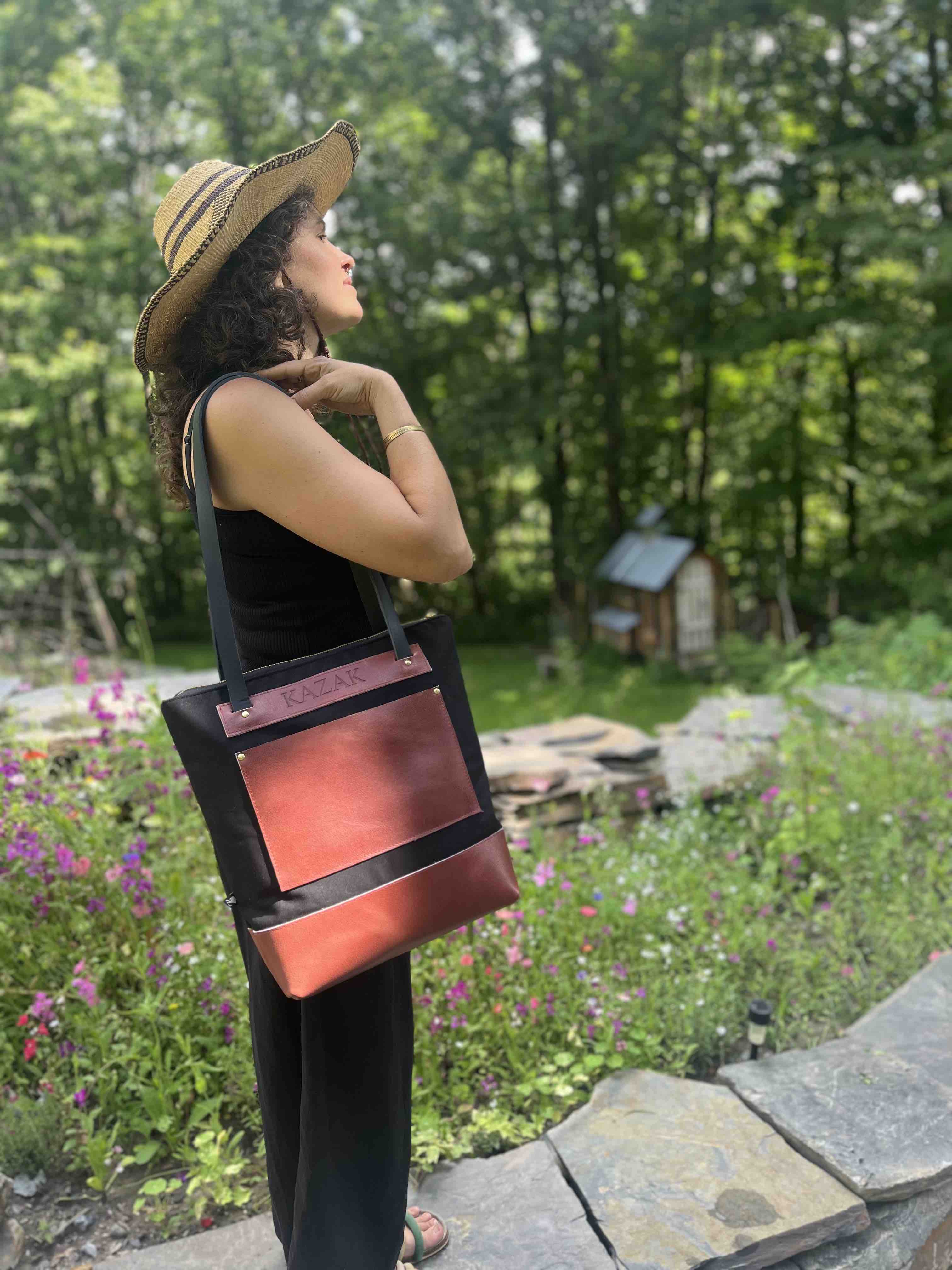 Tote bag Roscoe - Noir & Vieux rose - Mélange Canevas ciré, cuir recyclé et tannage végétal - KAZAK