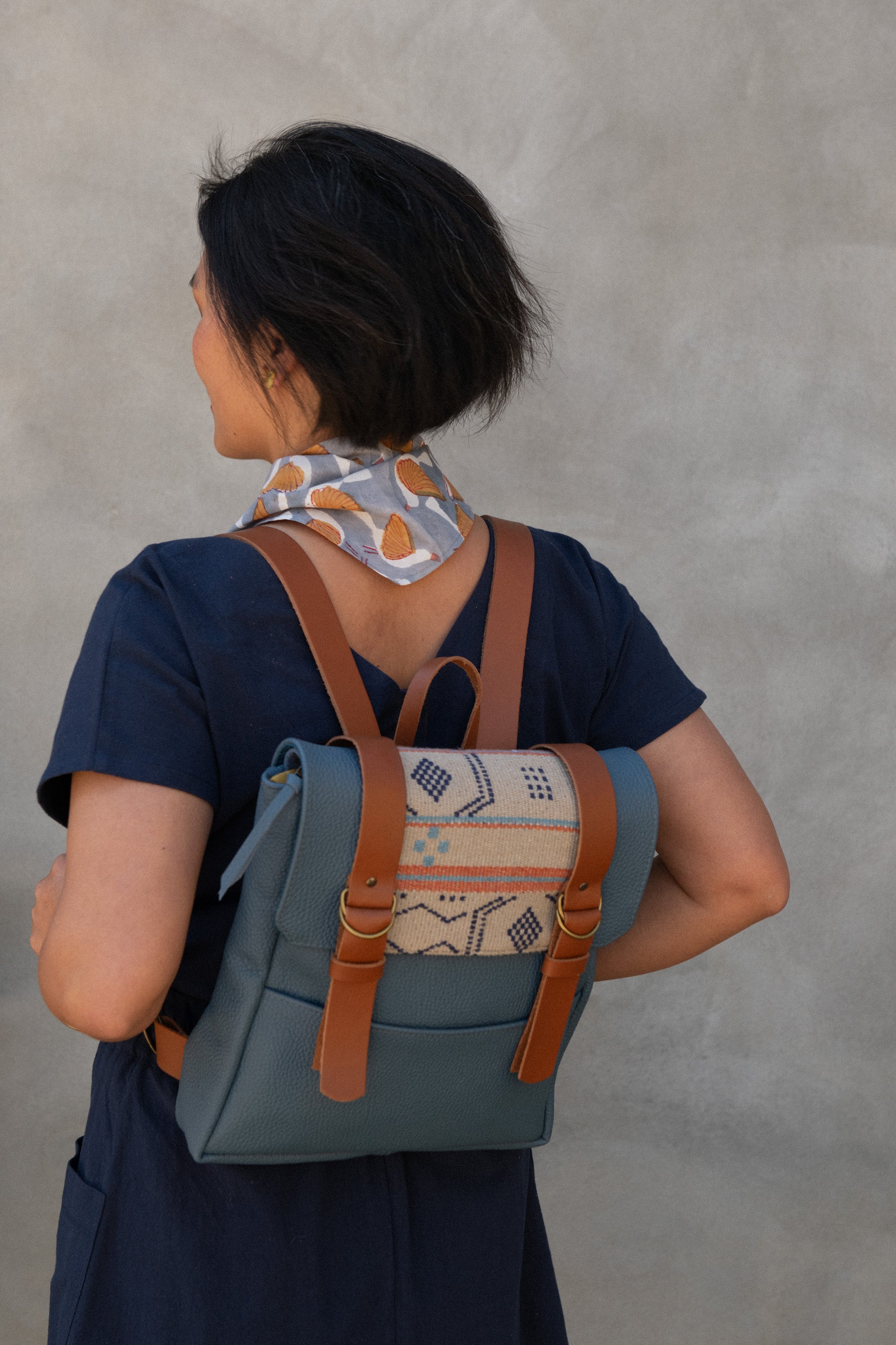 Petit sac à dos Vinh - Tissage Oran - mélange cuir recyclé et tannage végétal - KAZAK