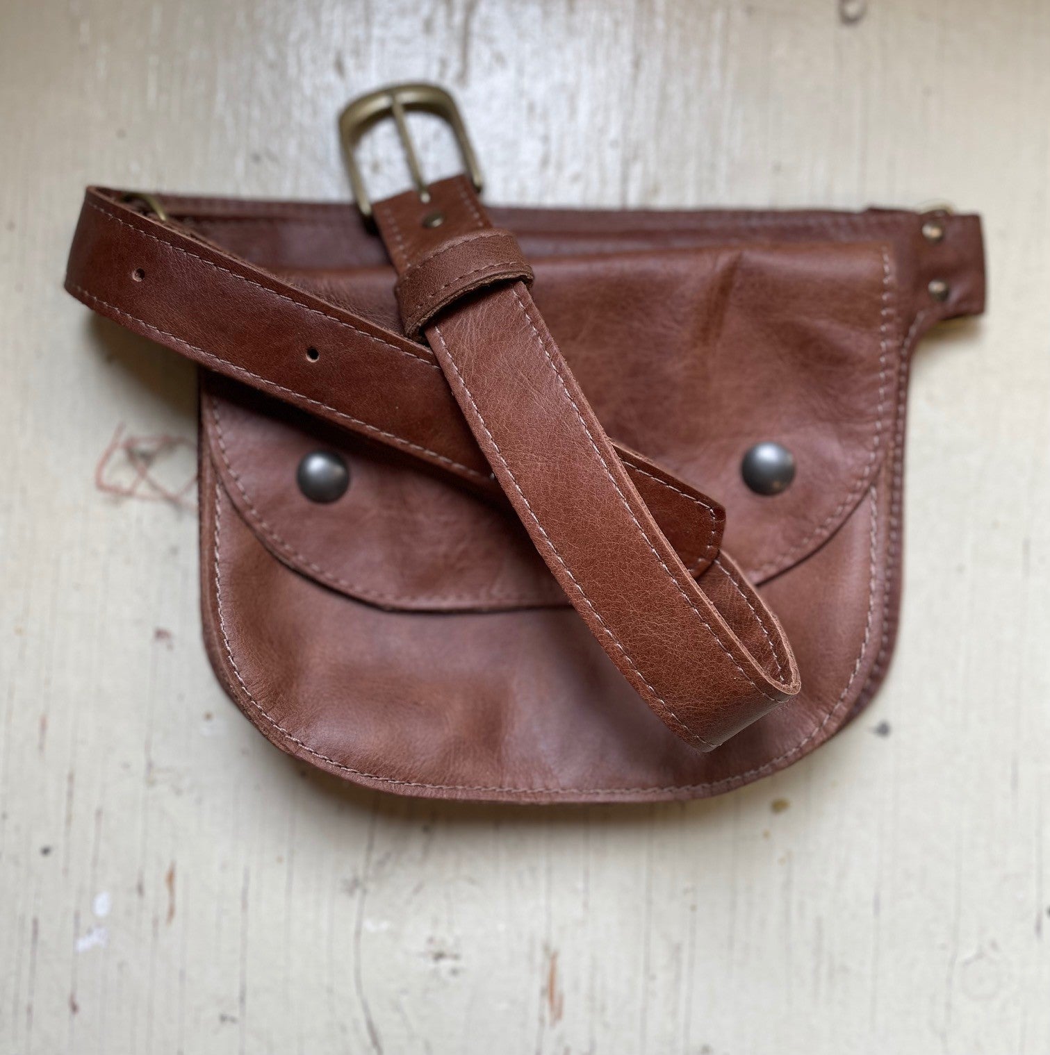 Ceinture pochette Amaru Brun vintage en cuir recyclé - KAZAK