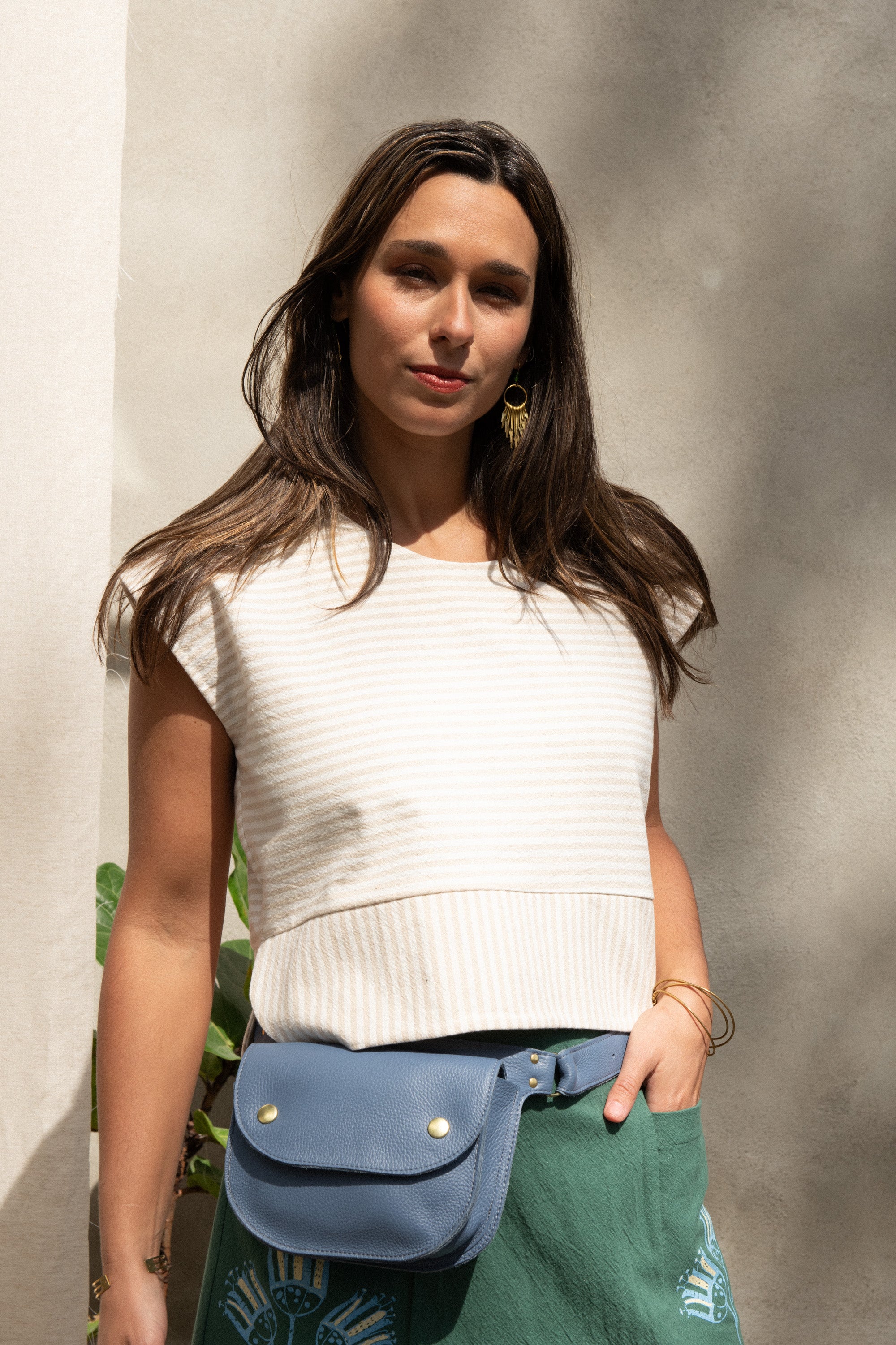 Ceinture pochette Amaru Bleu lavande en cuir recyclé -