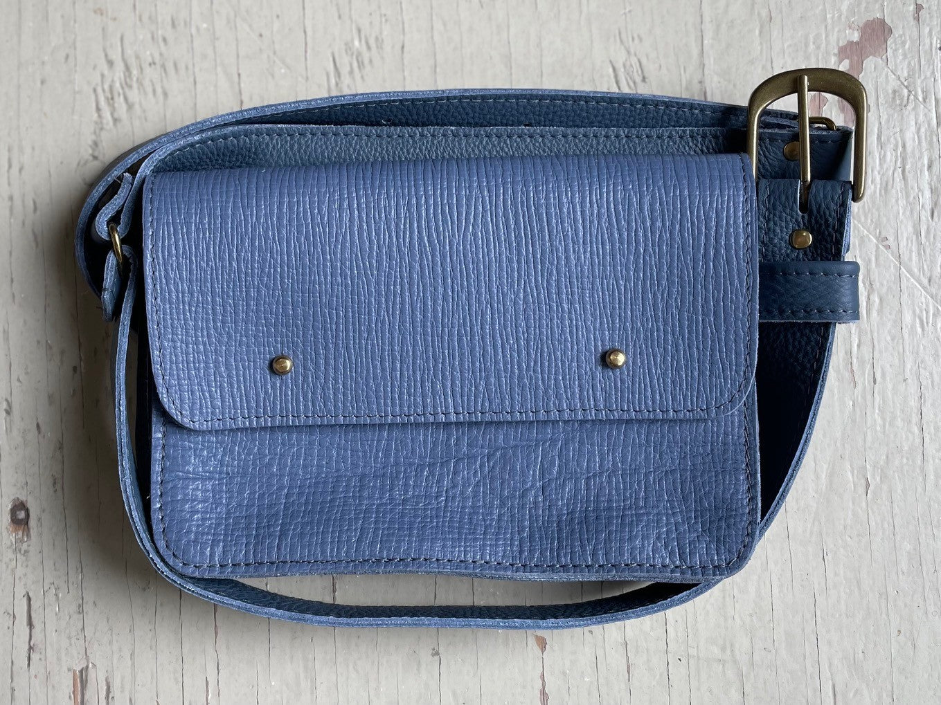 Ceinture pochette Hatley Bleu lavande en cuir recyclé