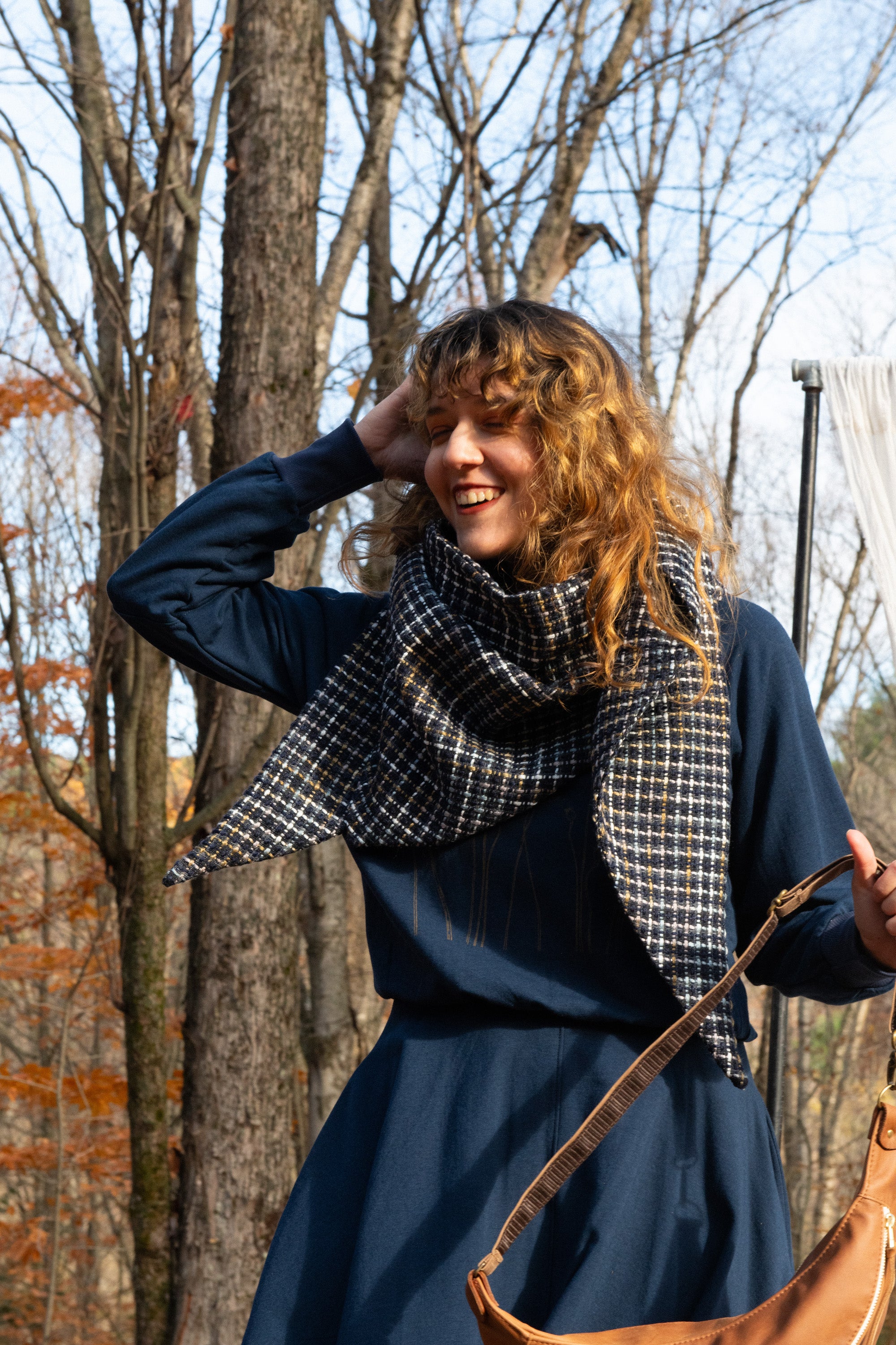 Foulard triangle tricot bleu
