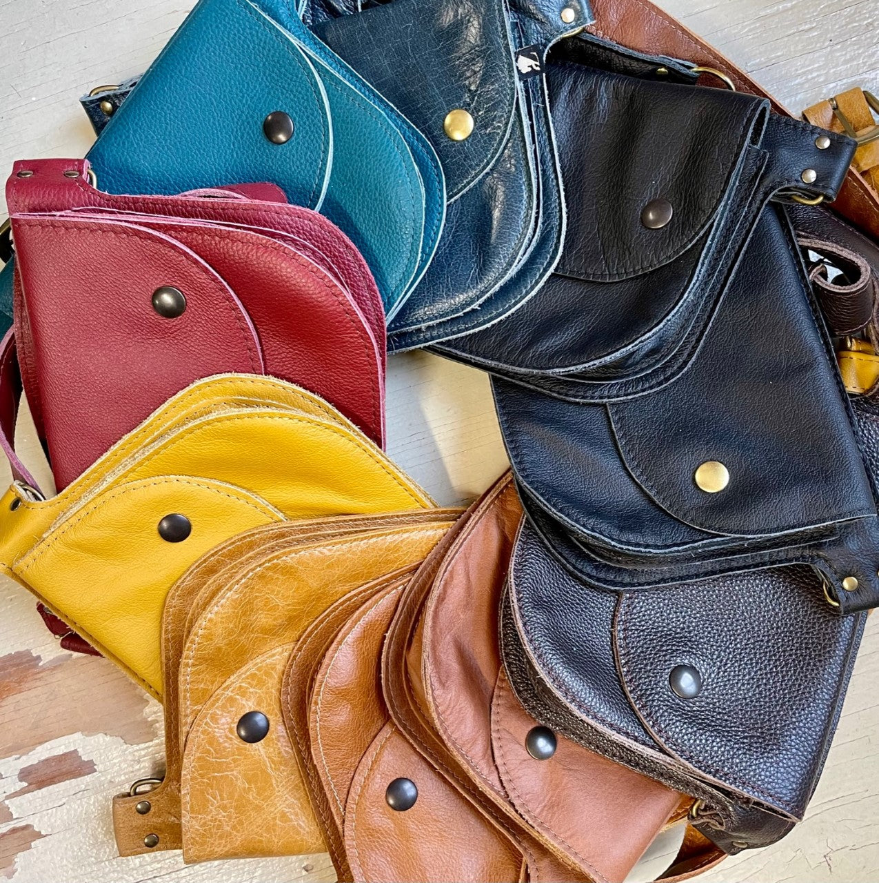 Ceinture pochette Amaru sarcelle en cuir recyclé - KAZAK