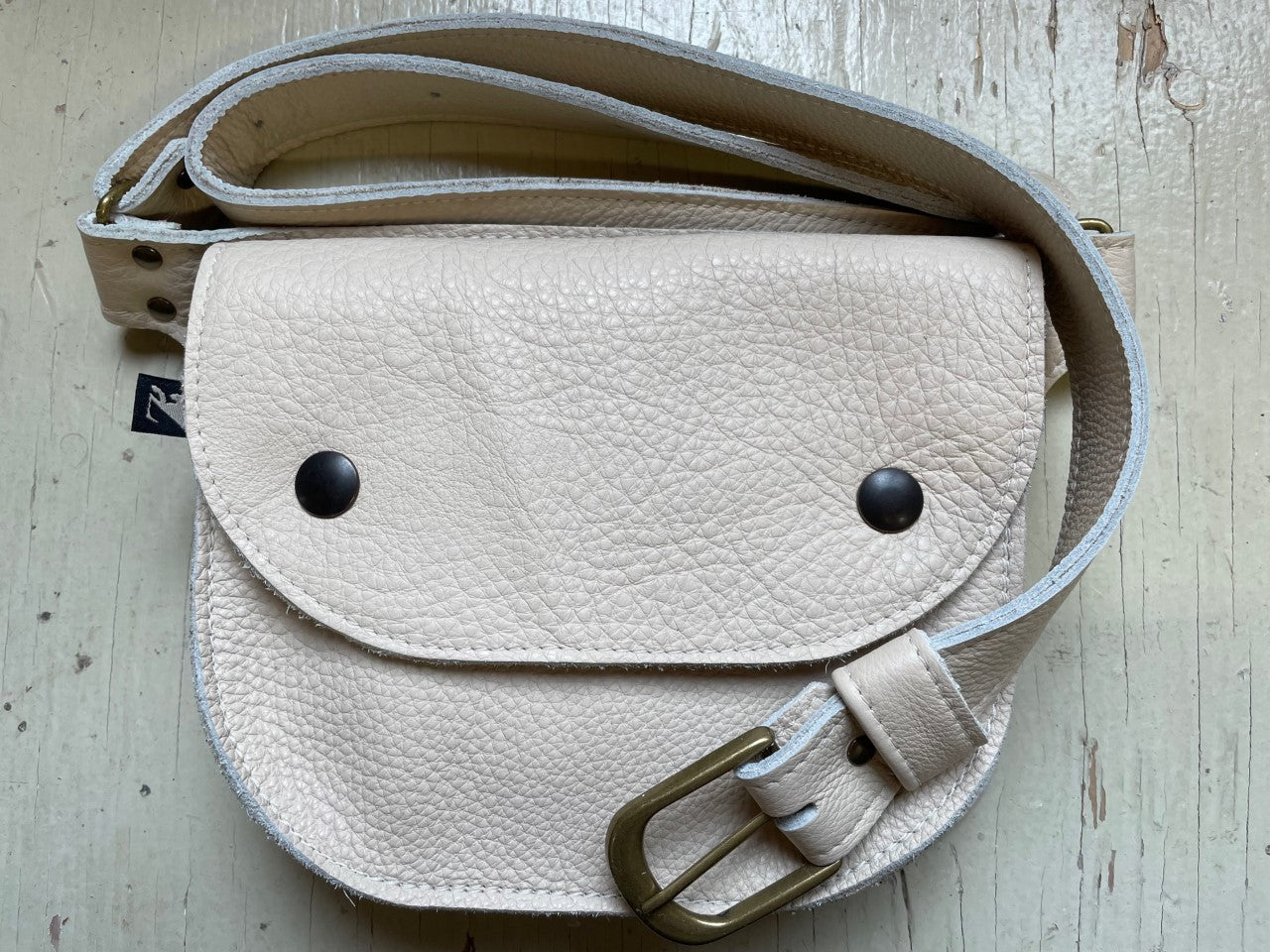 Ceinture pochette Amaru ivoire ou crème en cuir recyclé