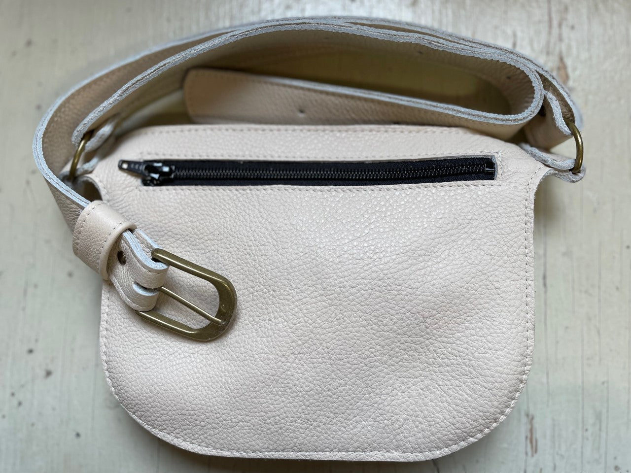 Ceinture pochette Amaru ivoire ou crème en cuir recyclé