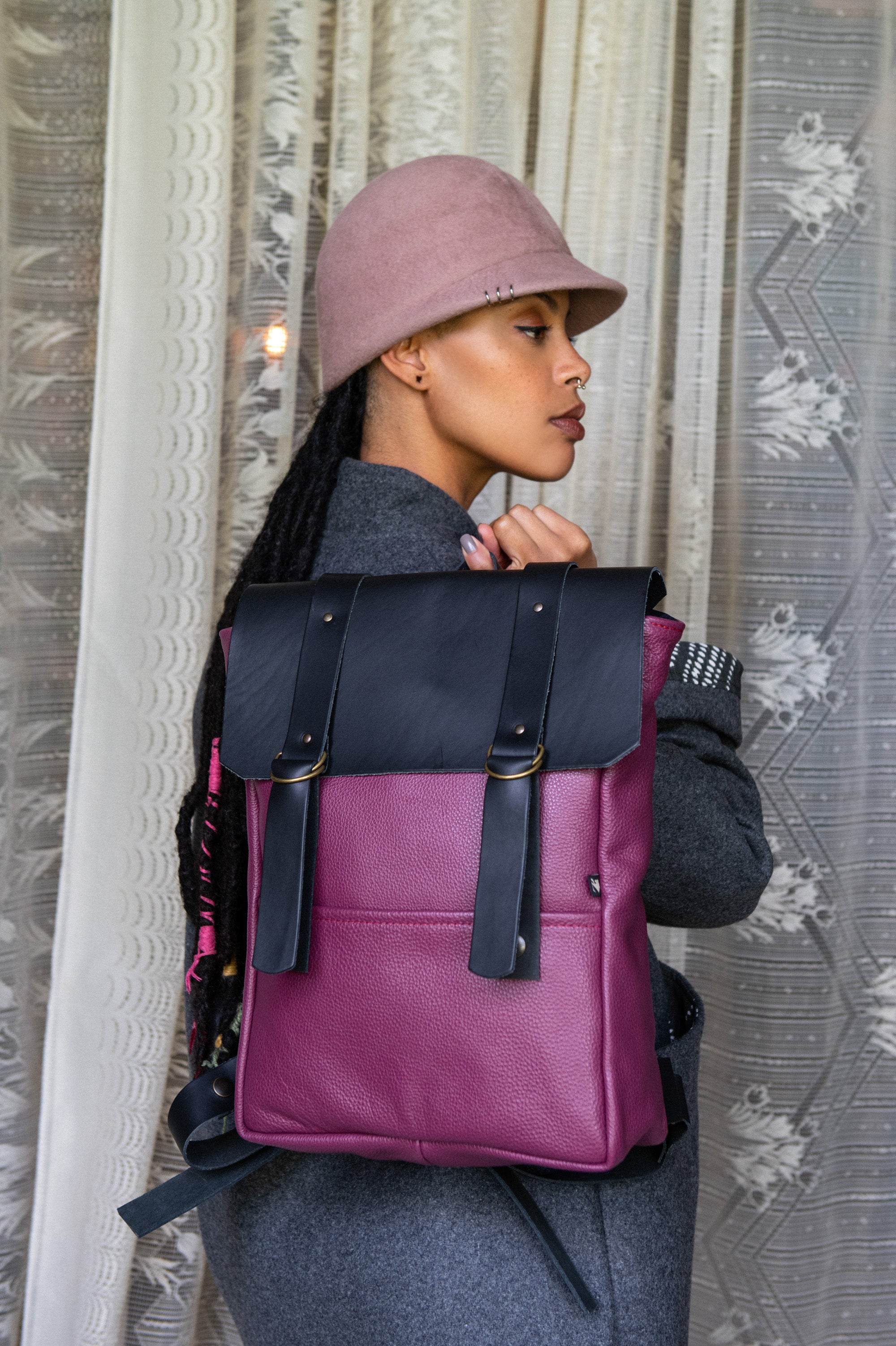 Sac à dos Stoneridge convertible - Magenta - cuir tannage végétal - KAZAK