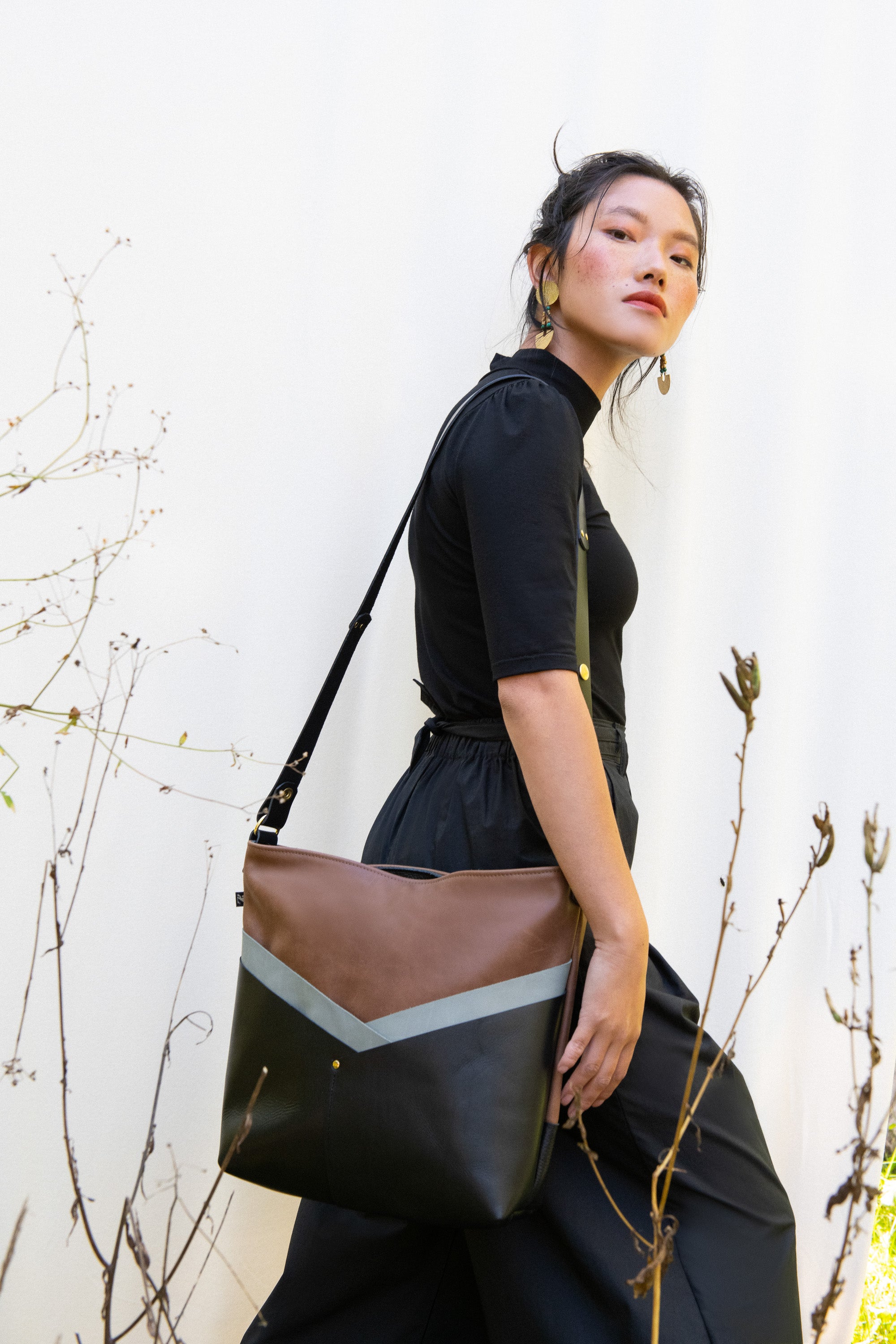 Sac à bandoulière TIVOLI - Caramel Lichen- Cuir recyclé et tannage végétal - KAZAK