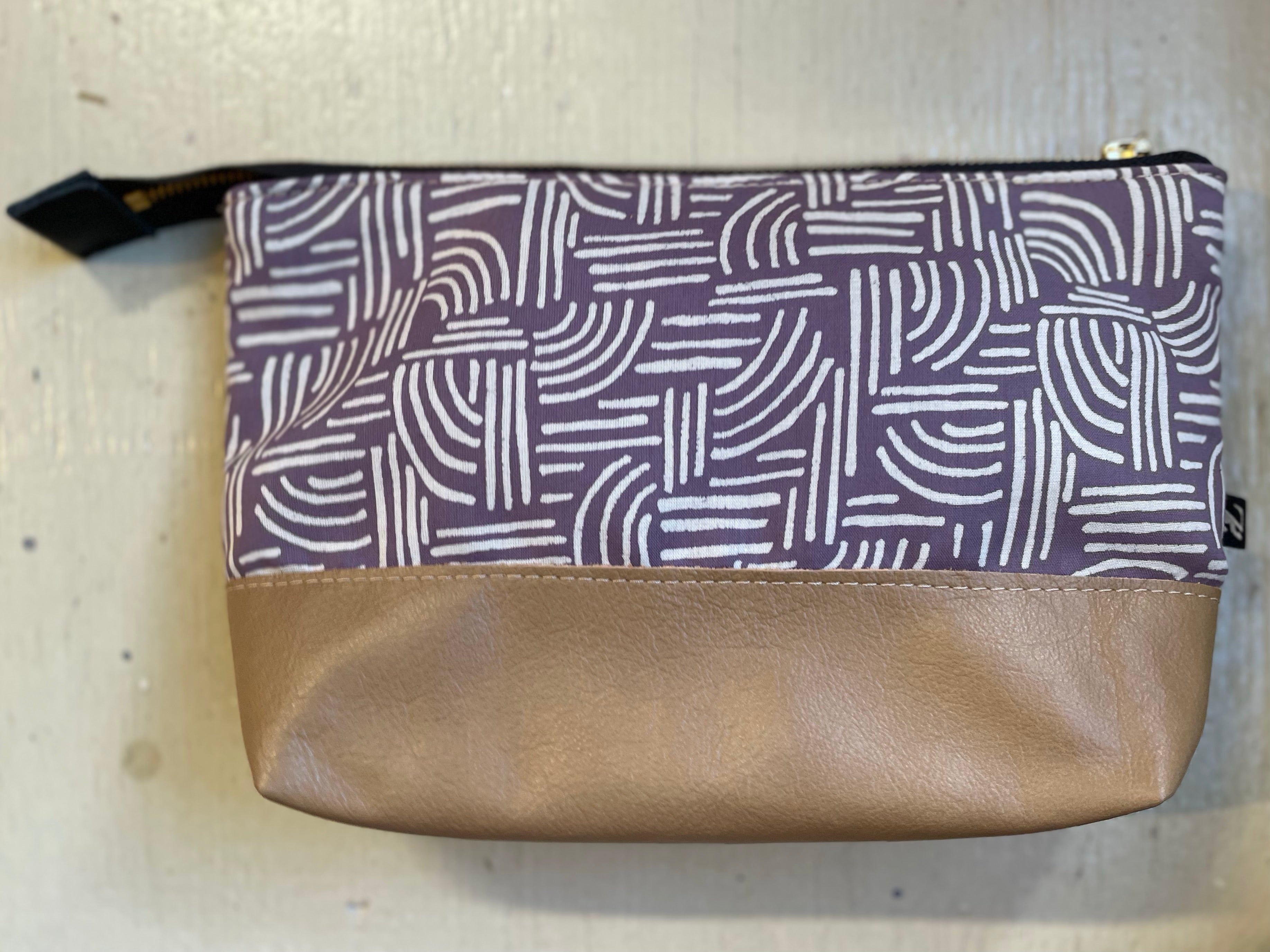 La Trousse - Retailles de tissu et cuir recyclé /  Vannerie Lilas KAZAK