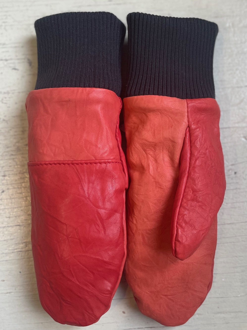 Mitaines Lhasa Corail / cuir recyclé - KAZAK -