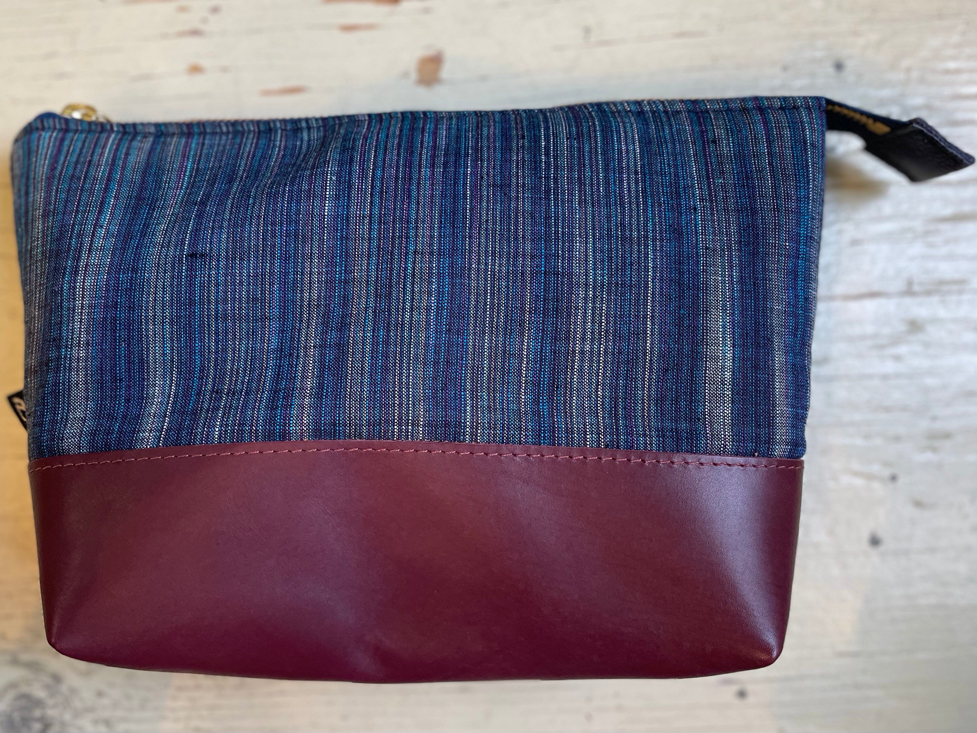 La Trousse - Retailles de tissu et cuir recyclé / Rayures Bourgognes - KAZAK