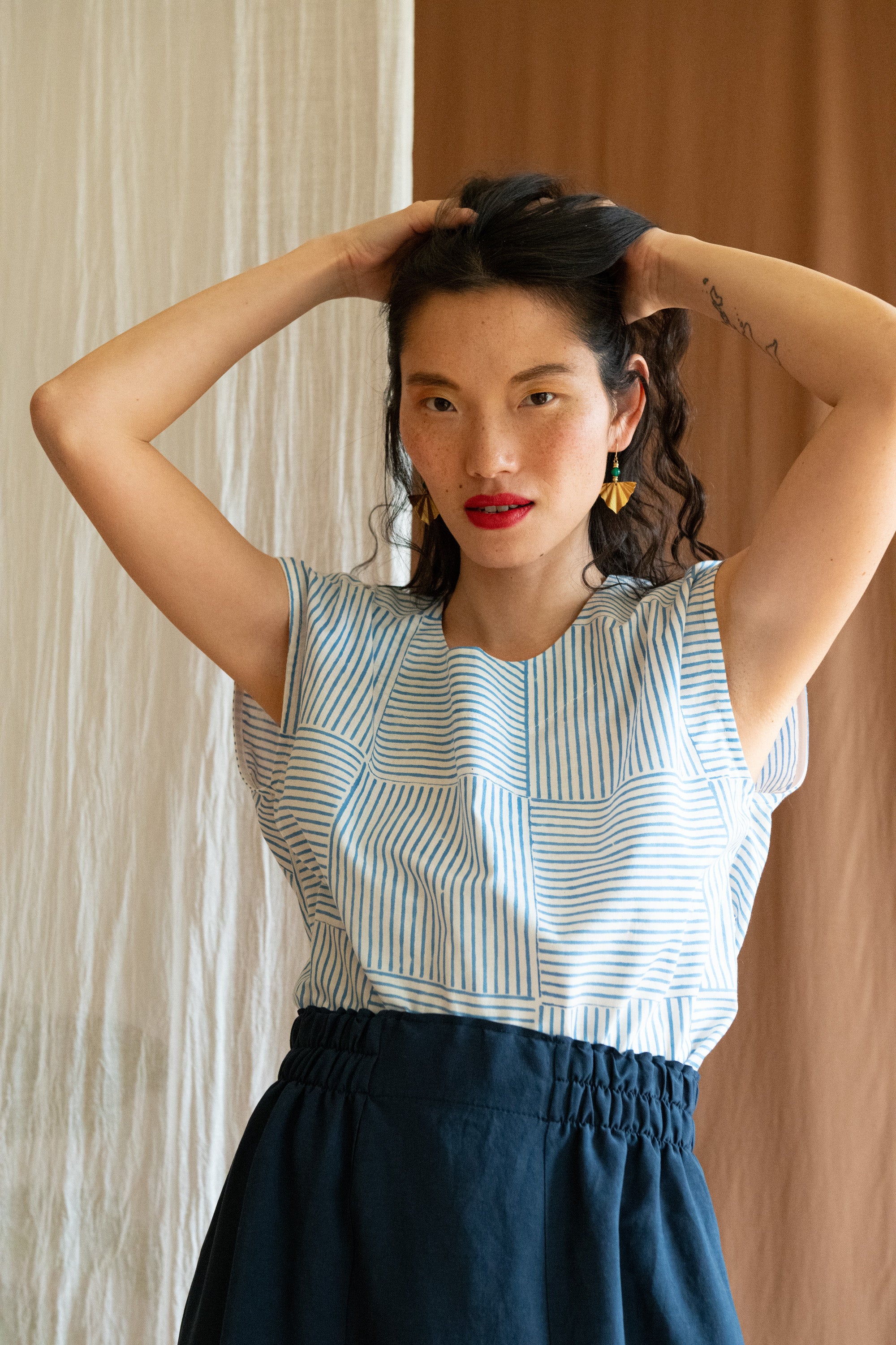 Top Sandrigo - Cubes bleus estampé à la main -