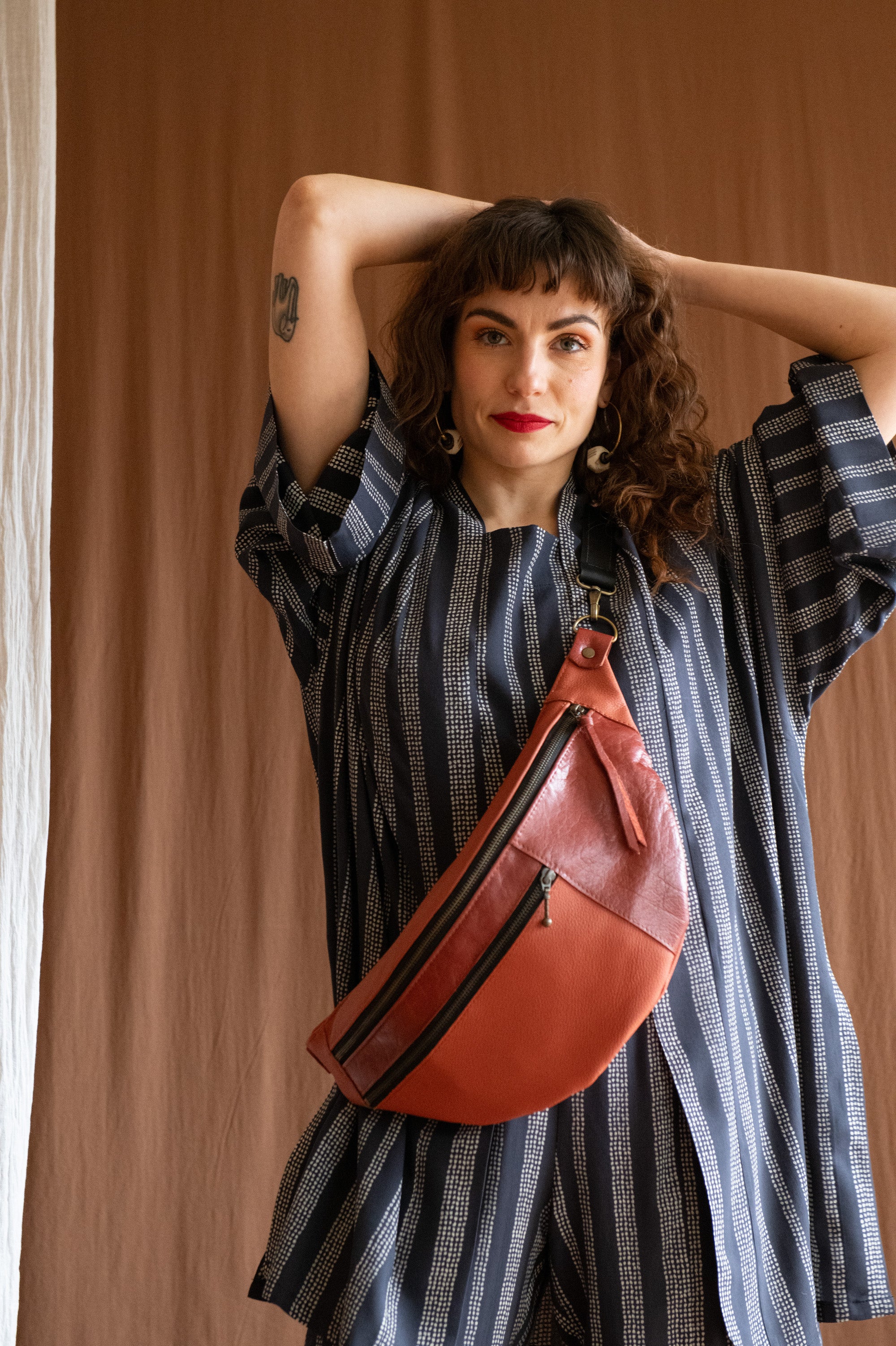 Sac Pinacle banane / bandoulière cuir et suède Cayenne