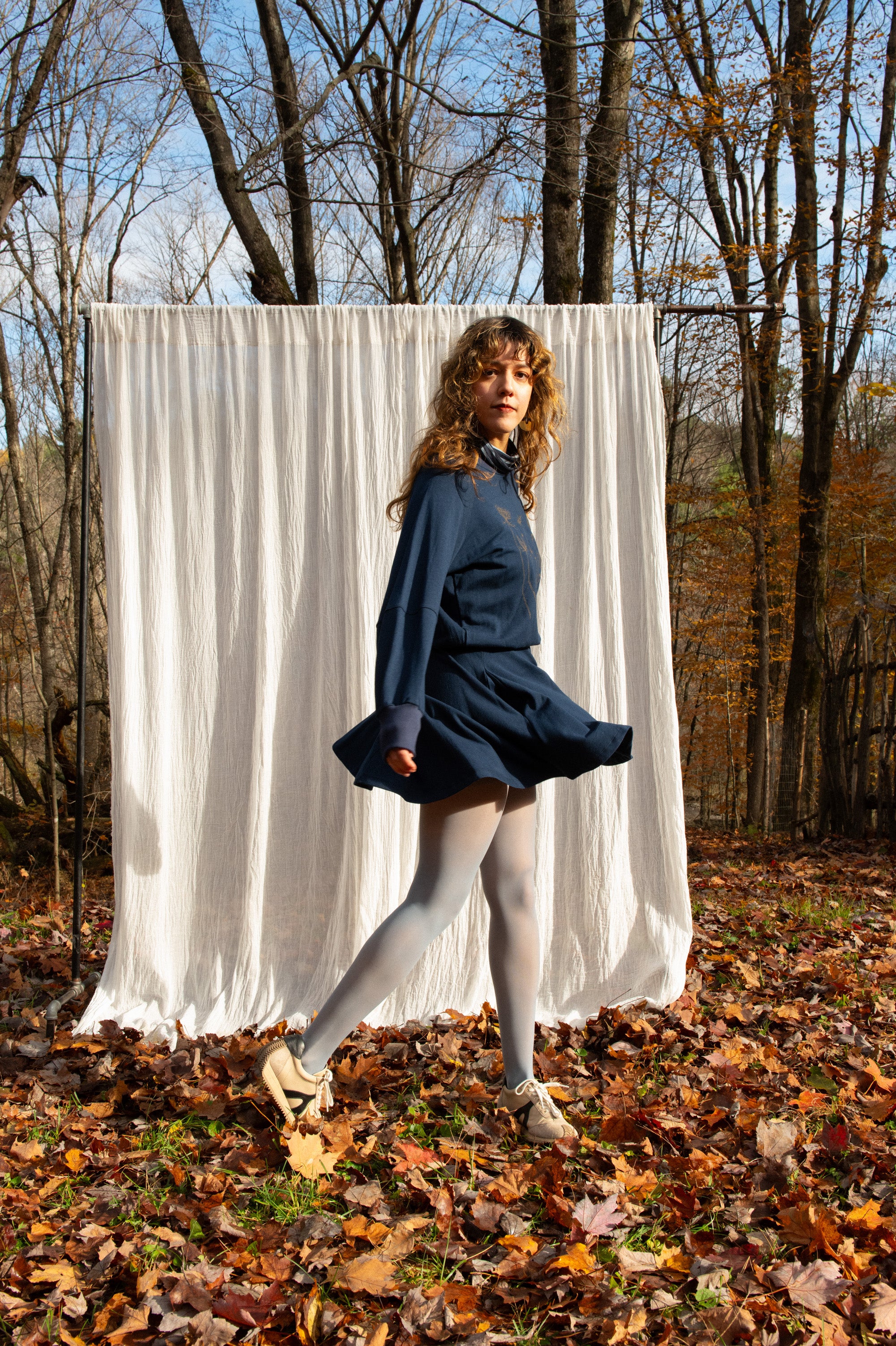 Crewneck MARILOU fleurs d'automne Marine-bambou et coton OEKOTEX