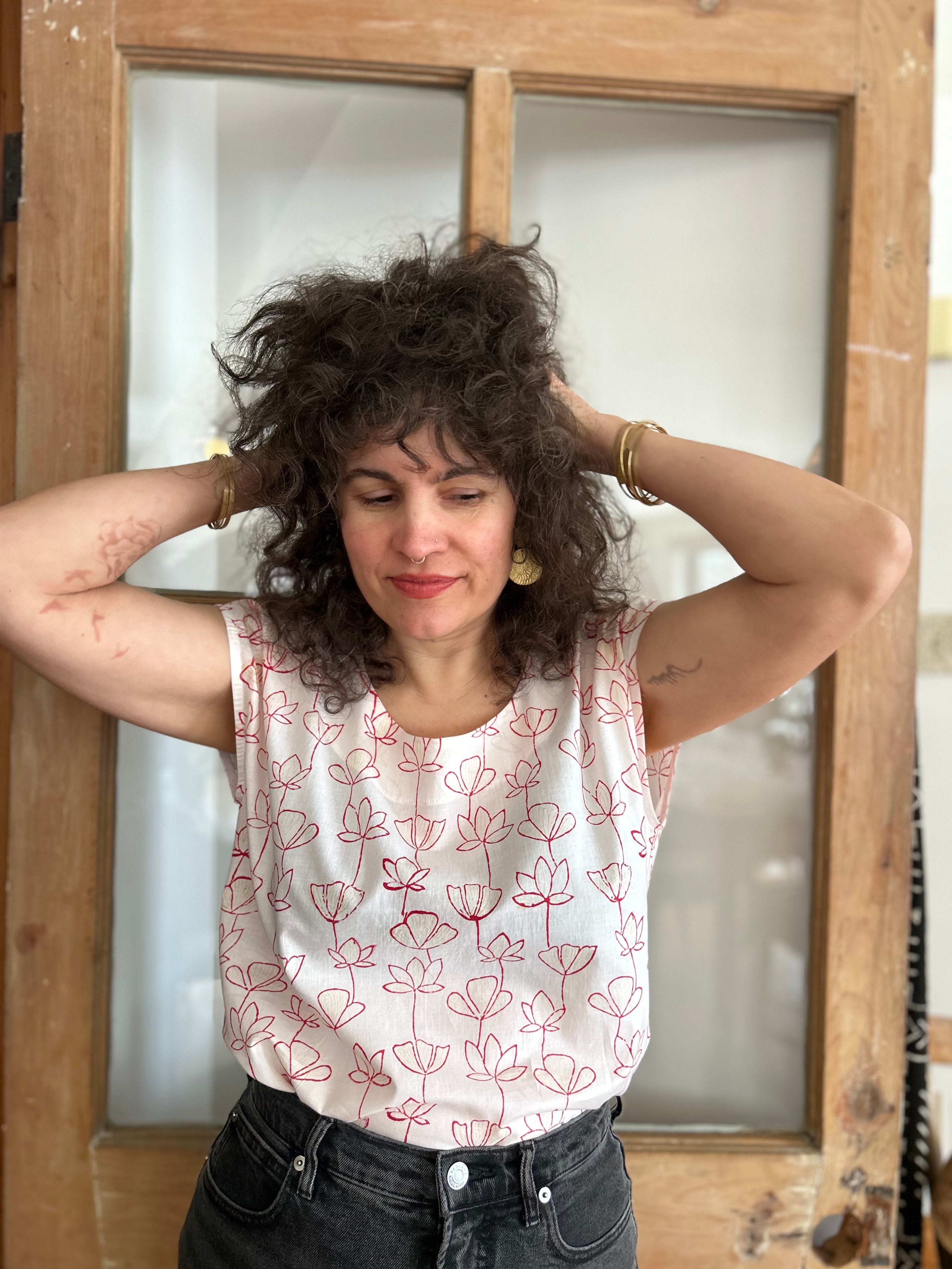 Top Sandrigo - Fleurs rouges -