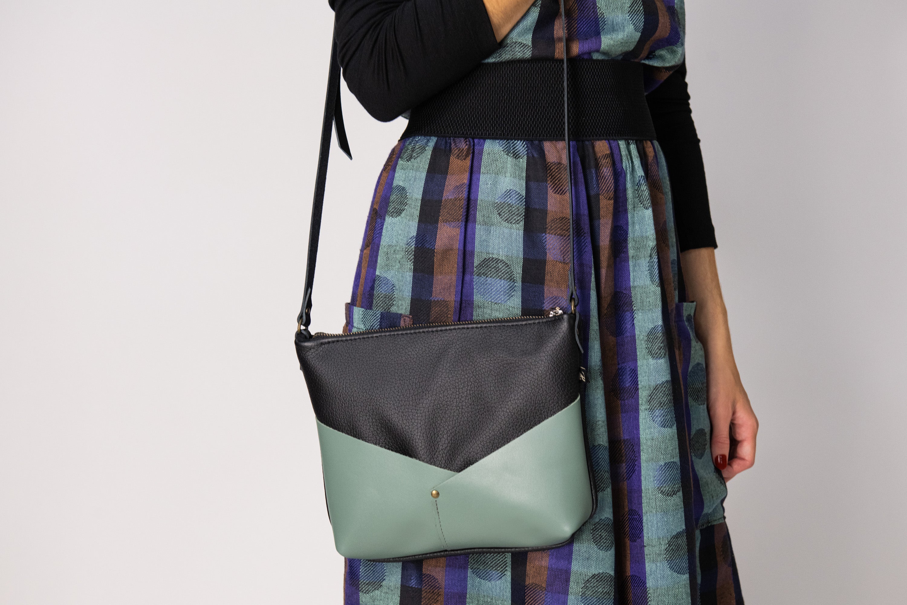 Sac Woodstock - Lichen - mélange cuir recyclé et tannage végétal - KAZAK -