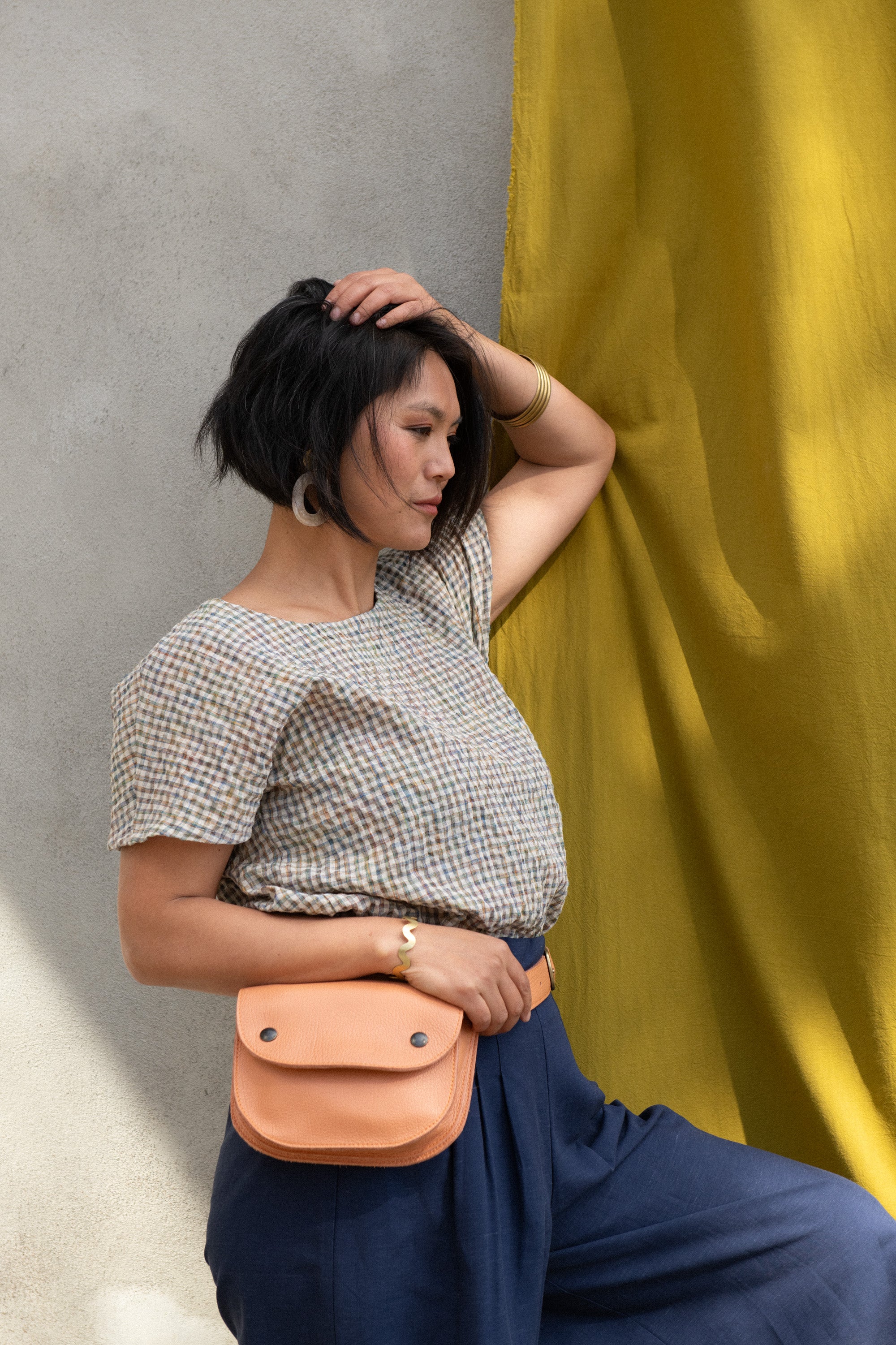 Ceinture pochette Amaru abricot en cuir recyclé - KAZAK
