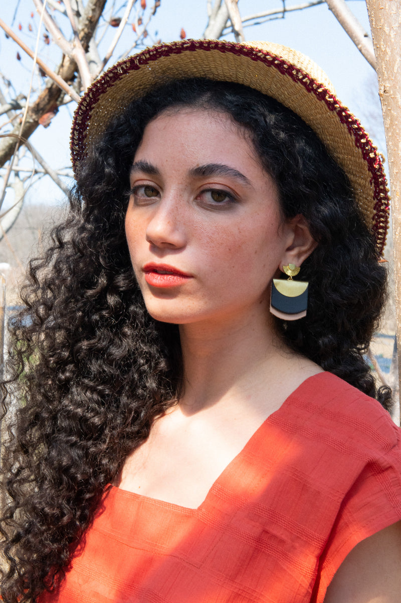 Boucles d'oreilles Scaffa couleur Noir, Bordeaux, Mandarine et Sarcelle-Moutarde