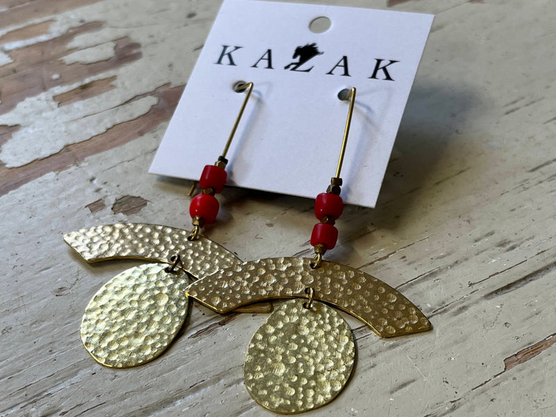 Boucles d'oreilles Pampa noir, rayures bleues, jade et corail